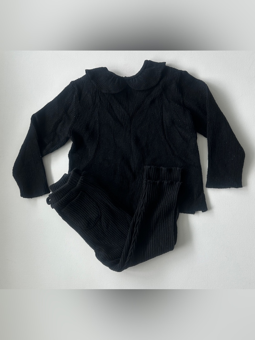 Zara girl’s two-piece ribbed knit lounge set.  Size 18-24M.